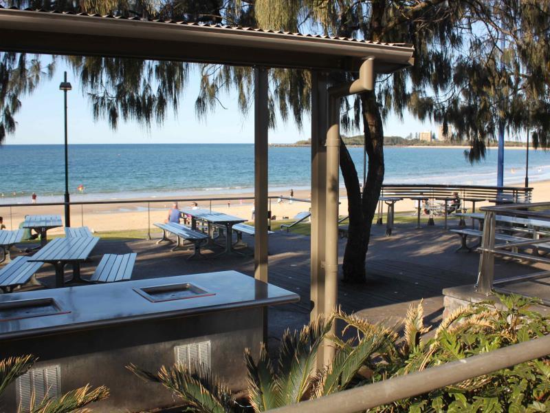 Beachside Мулулаба Екстер'єр фото